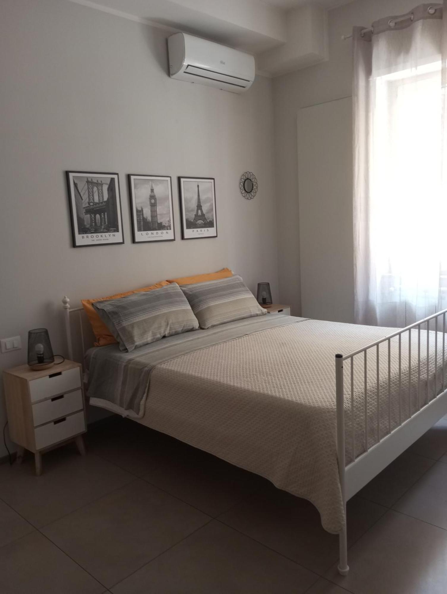 Holidaystudio Appartamento In Centro Salerno Exterior photo